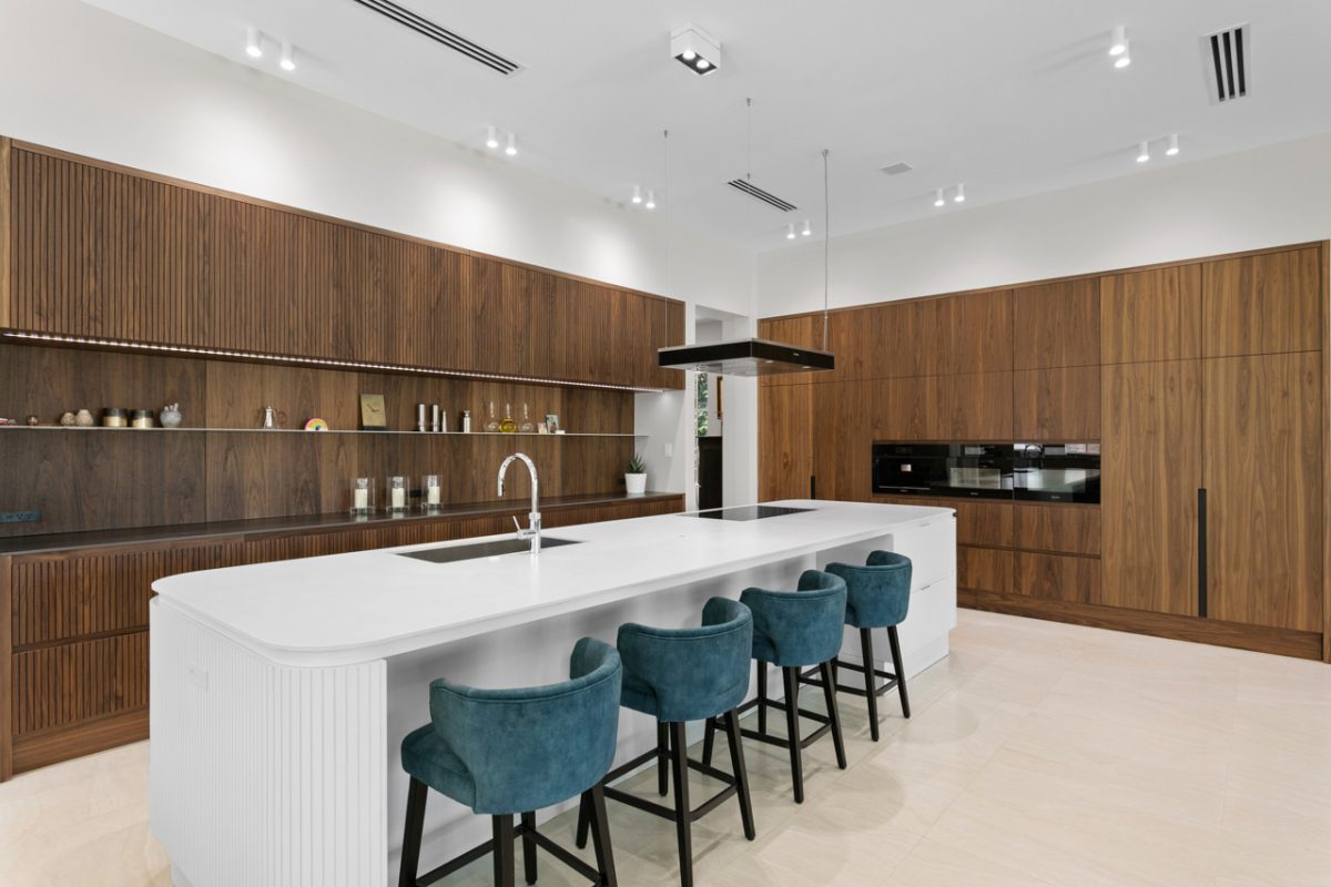 Keuken op maat gemaakt door INHOUT, meubelmakerij in Rolde.